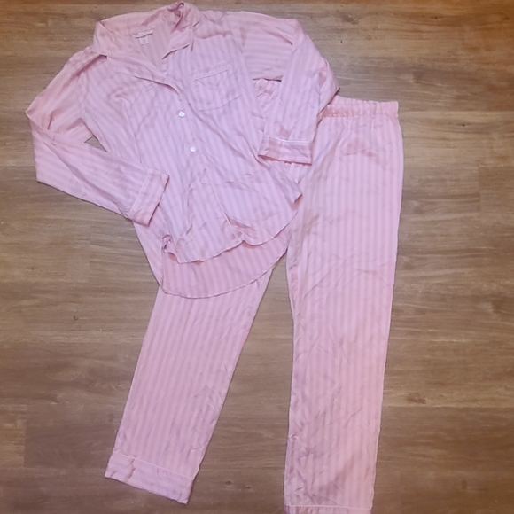 💋❤ Victoria's Secret Classic Pink and White - Picture 5 of 6